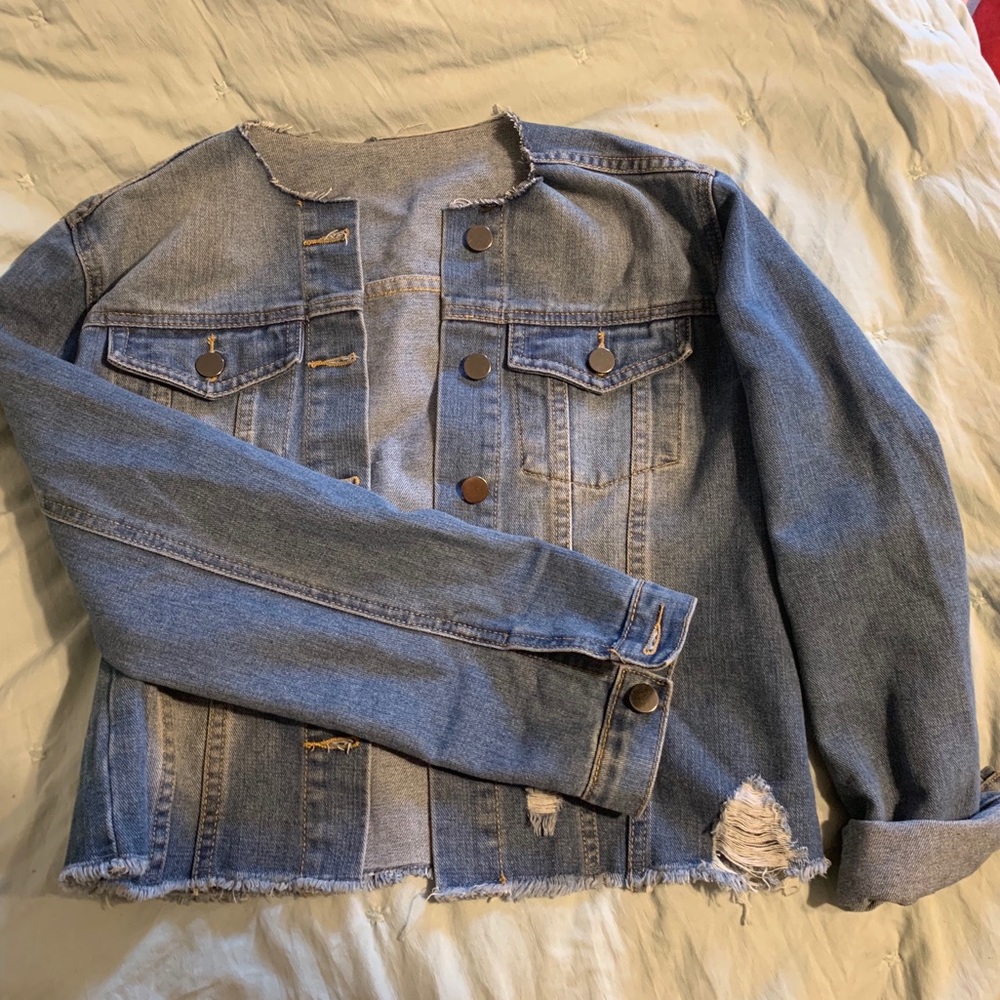 Windsor collarless light Jean jacket distressed